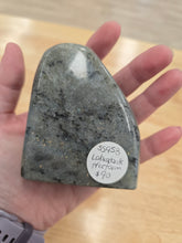 Load image into Gallery viewer, Labradorite Freeform