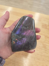 Load image into Gallery viewer, Labradorite Freeform